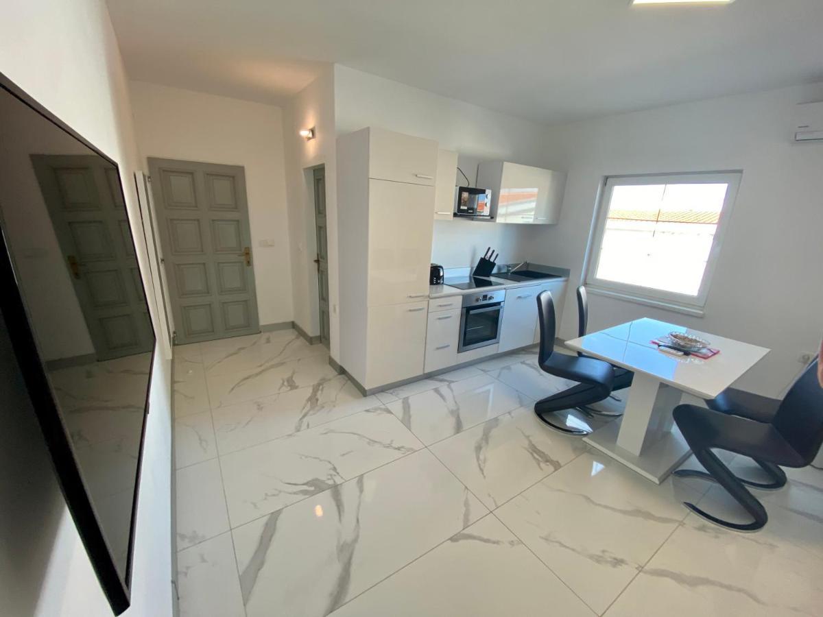 Apartments Stojanovic Vir Eksteriør bilde